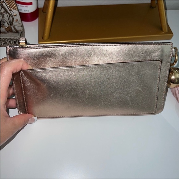 Tory Burch Rose Gold Card Holder - Picture 4 of 13